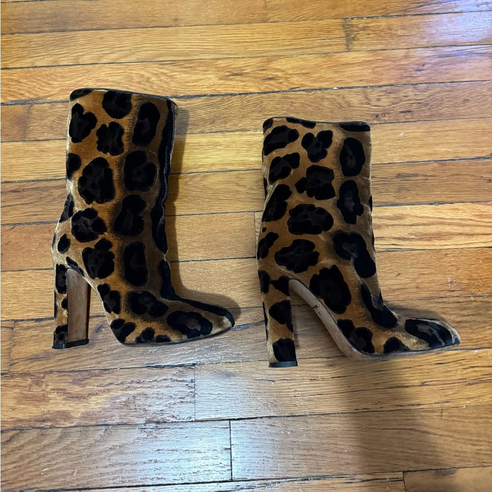 Dolce and Gabbana Leopard Print Heeled Booties size 37